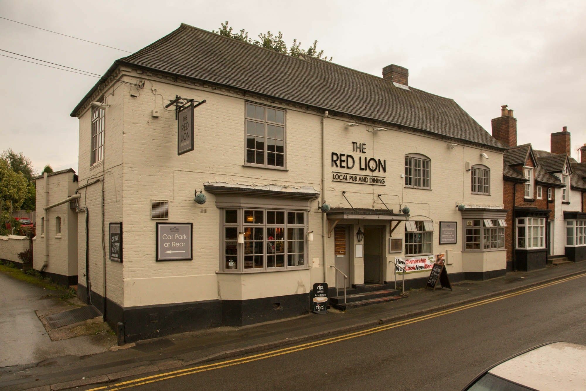 The Red Lion Coleshill Hotel Exterior photo