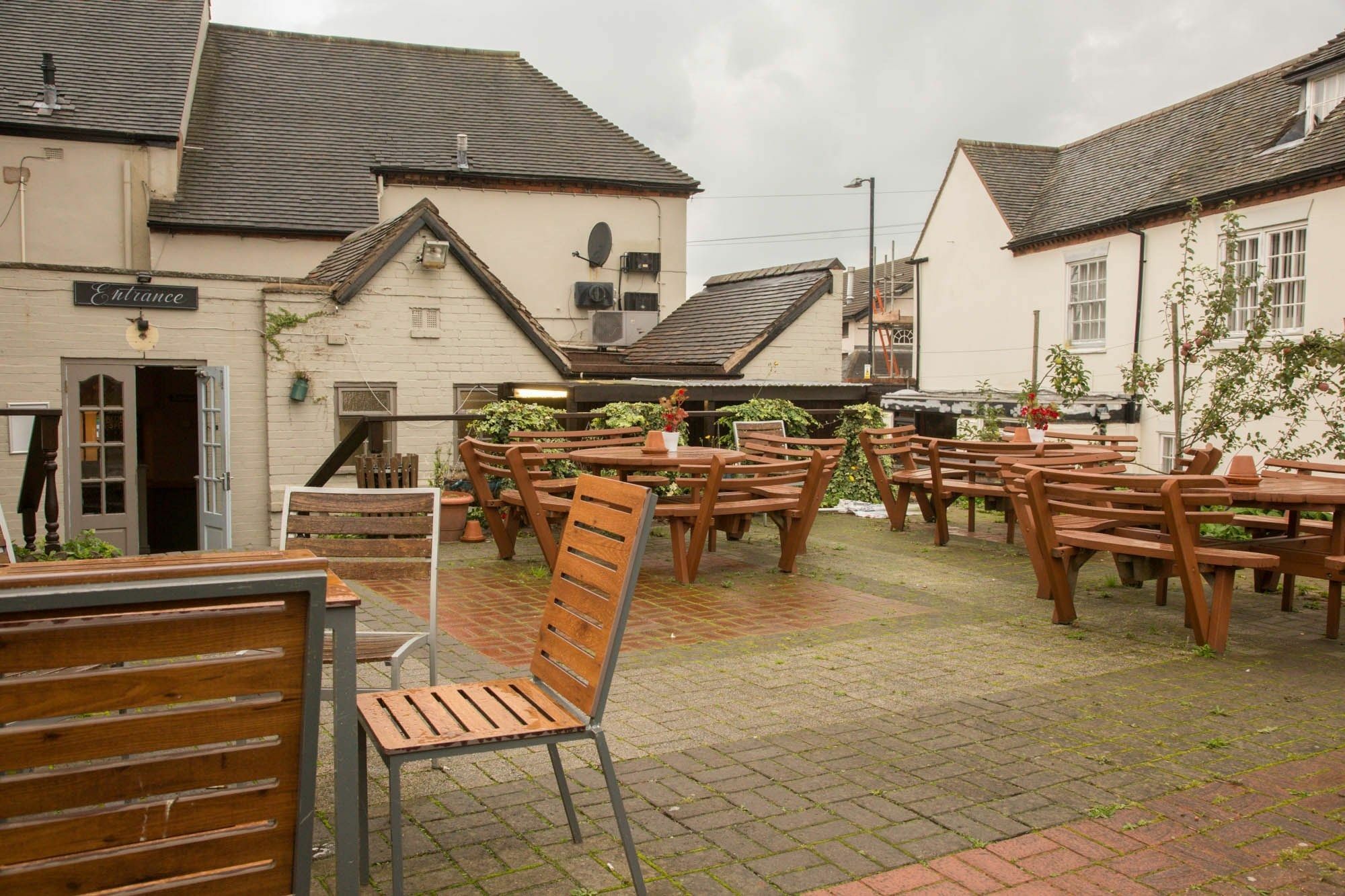 The Red Lion Coleshill Hotel Exterior photo